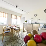 Strandhus Отель