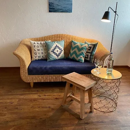 Strandhus Hotell 3*