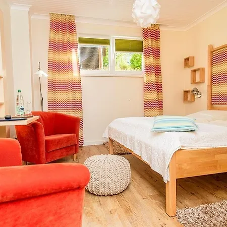 Strandhus Otel 3*