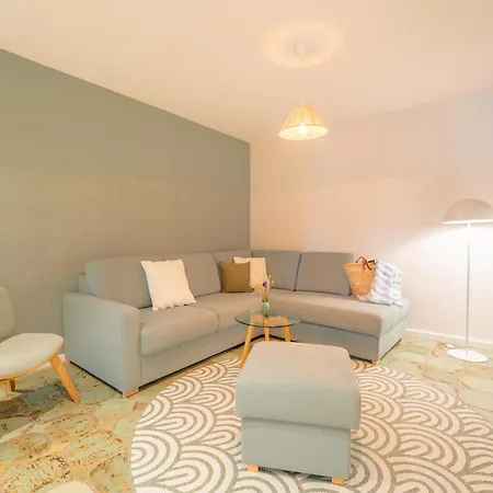 Strandhus Hotel 3*