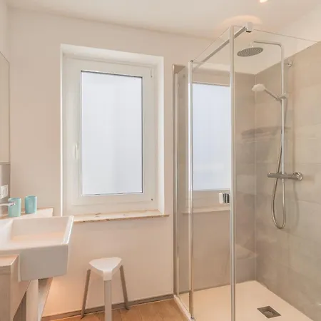 Strandhus מלון קושהאבן