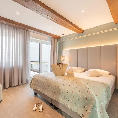 Strandhus 3*