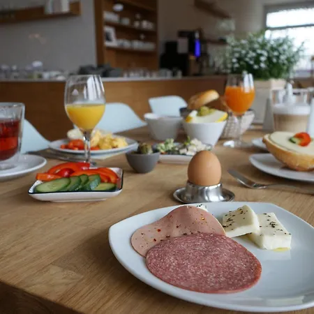 ホテル Strandhus クックスハーフェン